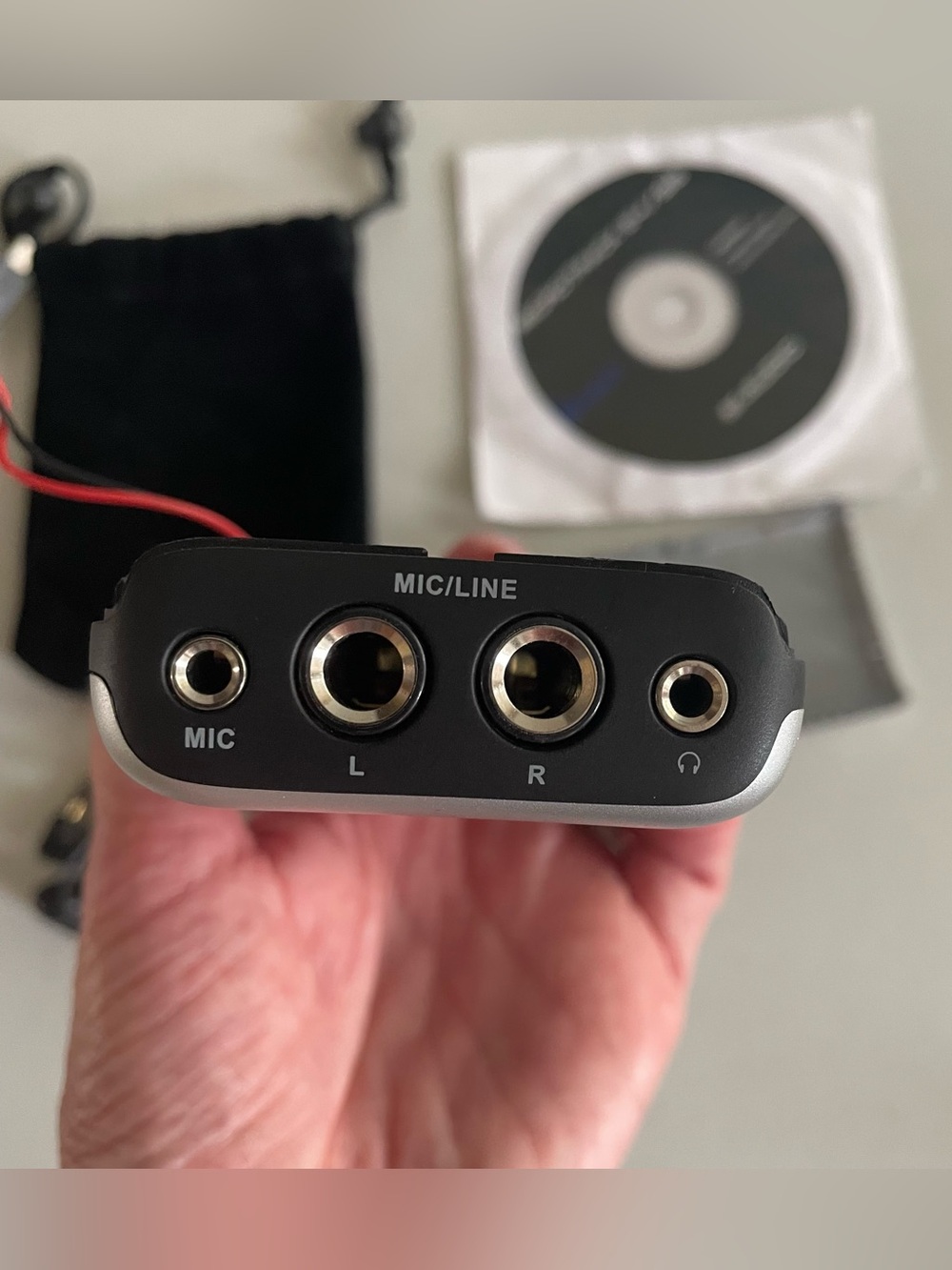 Vintage Audio Tech Lot: Sony Walkman, M-Audio MicroTrack 24/96 Parts, Misc Cable - Picture 3 of 16